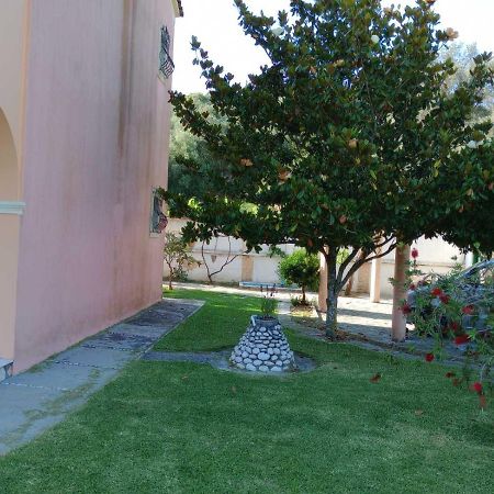 Pool Villa Grigoris Aspiotades 외부 사진