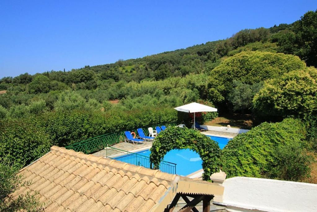 Pool Villa Grigoris Aspiotades 외부 사진