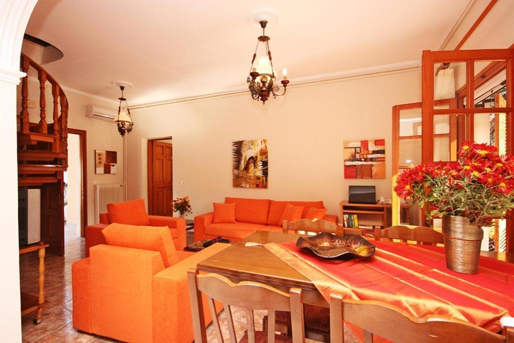 Pool Villa Grigoris Aspiotades 외부 사진