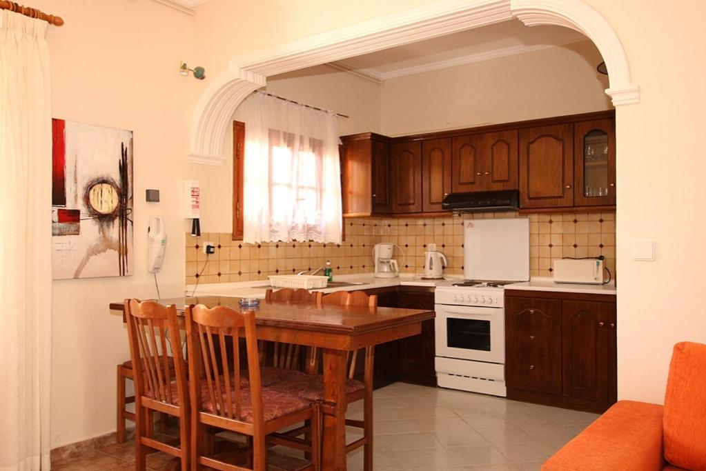 Pool Villa Grigoris Aspiotades 외부 사진