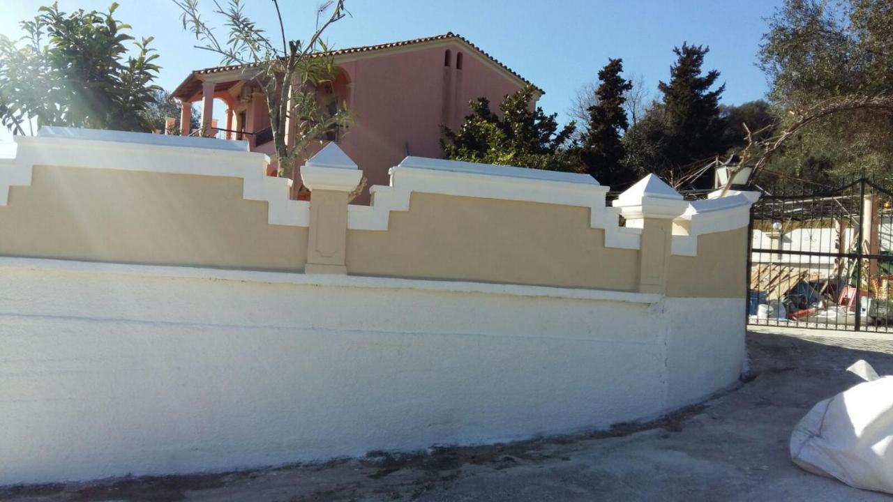 Pool Villa Grigoris Aspiotades 외부 사진